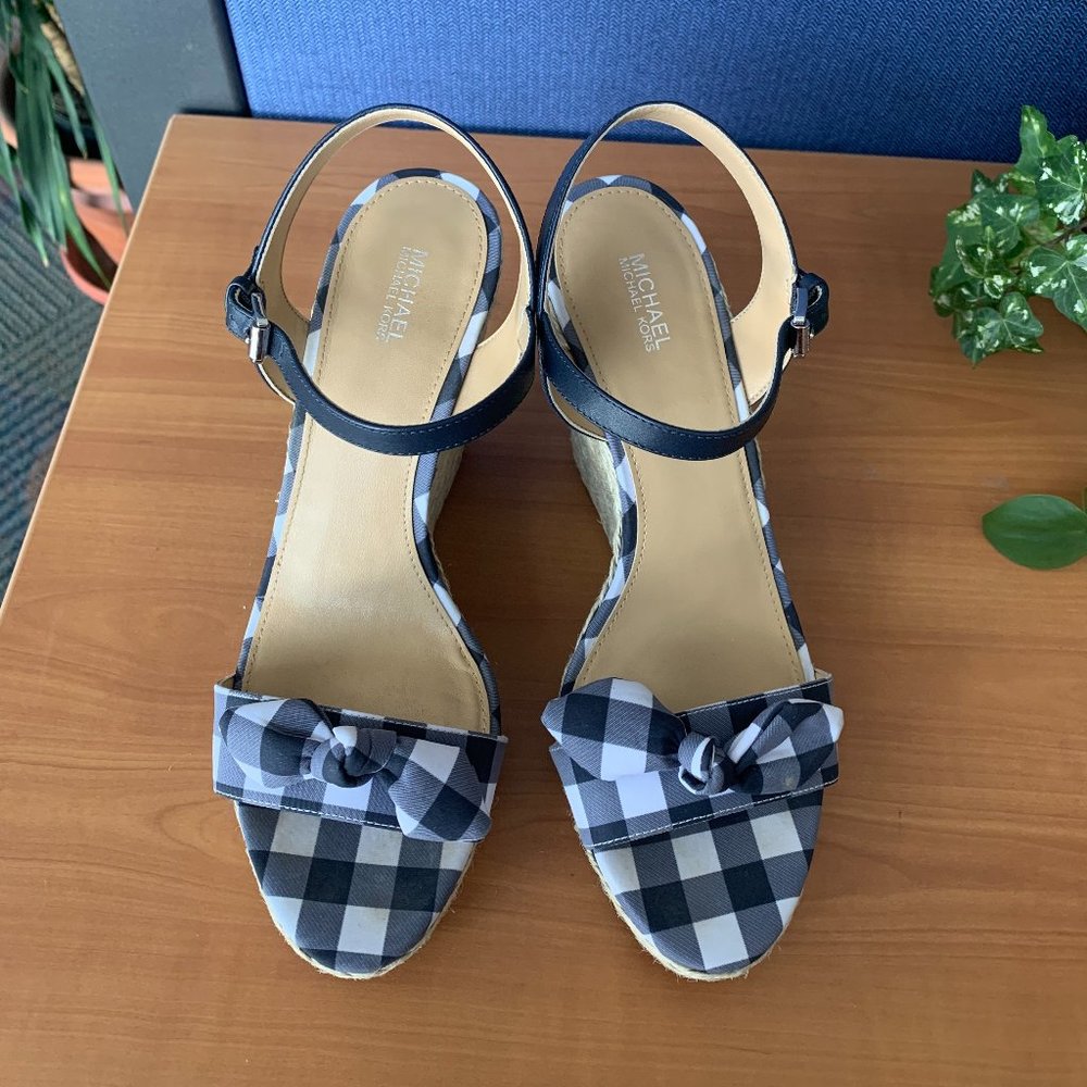 Michael Kors Women's Pippa Gingham Sandal Wedge Heels 10M Blue/White Checkered